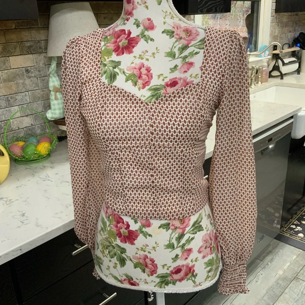 Abercrombie & Fitch Puff Sleeve Crop Top Women’s S Smocked Milkmaid Cottage Boho